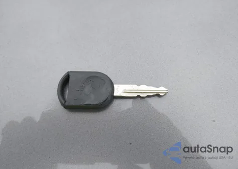 2010 Ford Escape Xlt z USA, uszkodzony, nr VIN 1FMCU0DG0AKA80054